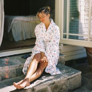 Djerf Avenue Ave. Summer Berries Bath Spa Robe M/L